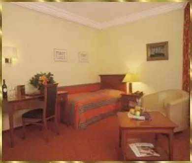 Hotel Mondial Am Kurfuerstendamm Berlin 4*,