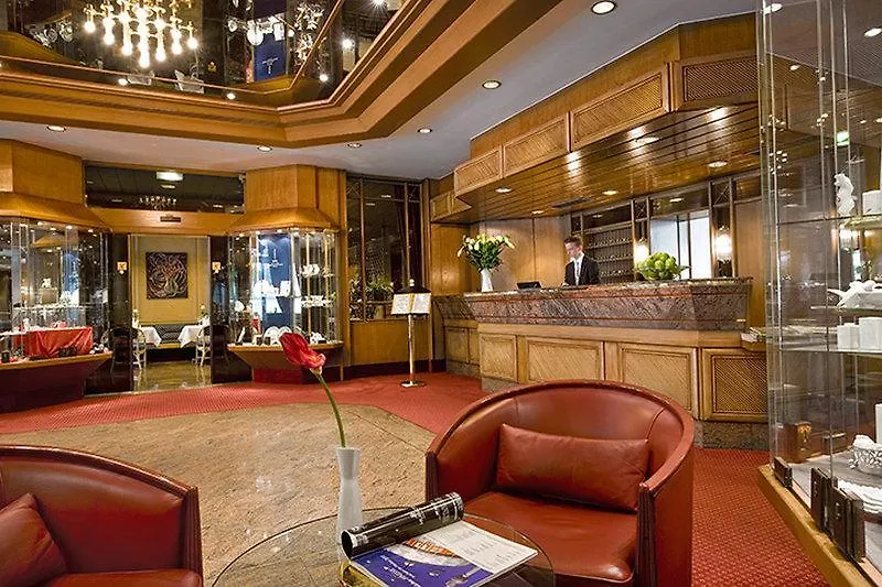 ****  Hotel Mondial Am Kurfuerstendamm Berlin Németország